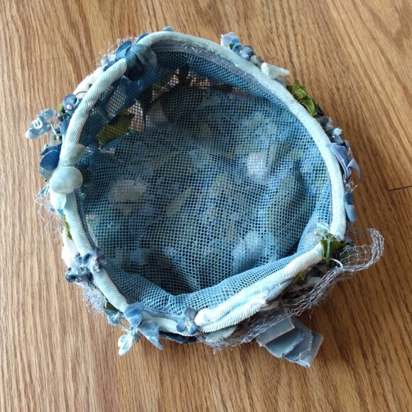 Vintage Blue Floral Hat Topper Shabby Velvet Netting 50s 60s - Picture 7 of 11
